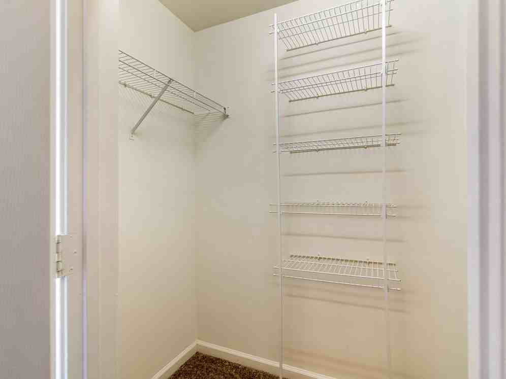 eaves Wilmington and Wilmington West - Photo 5 of 50