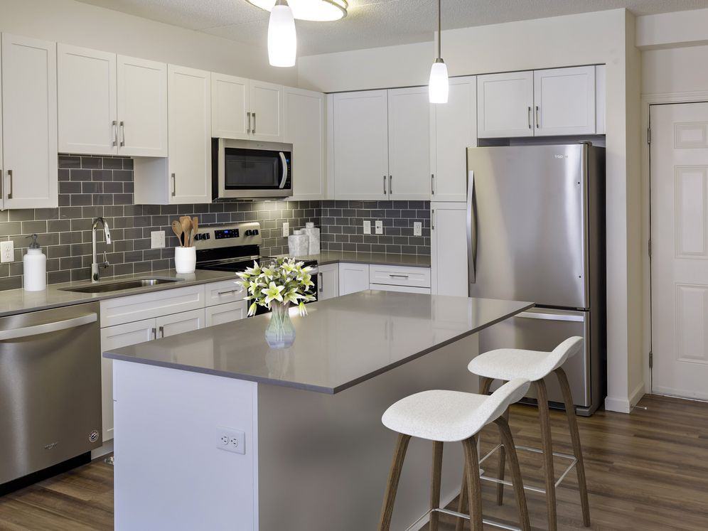 Avalon Natick - Photo 3 of 40