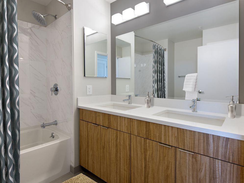 Avalon North Station - Photo 5 of 39