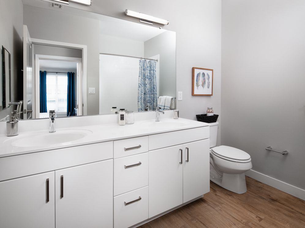 Avalon Saugus - Photo 3 of 30