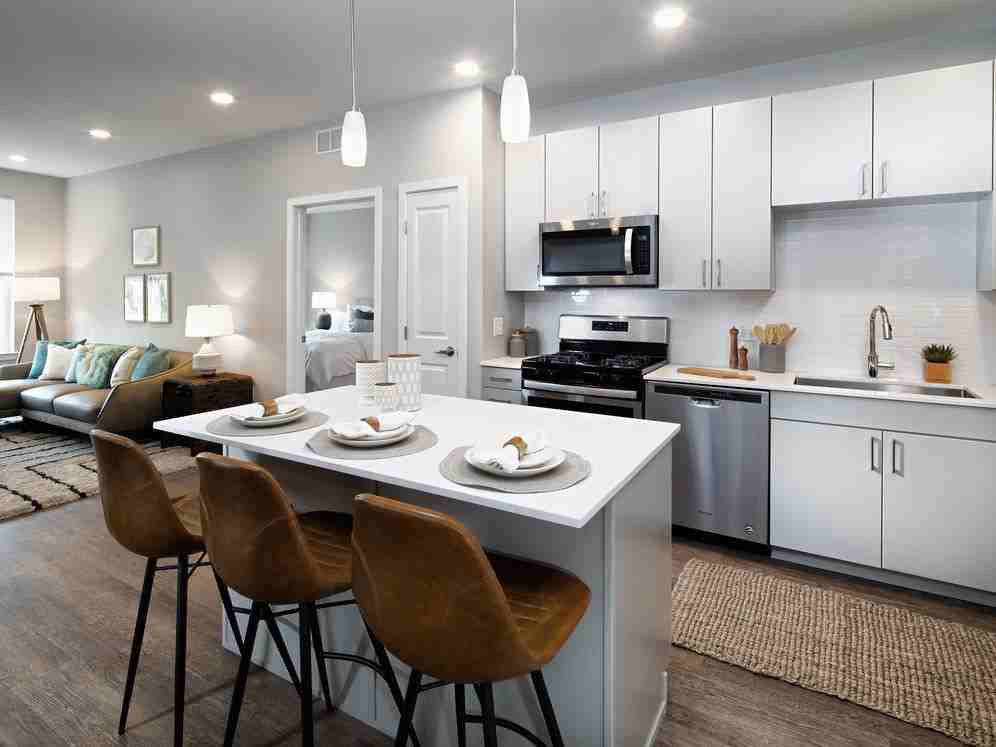 Avalon Norwood - Photo 2 of 31