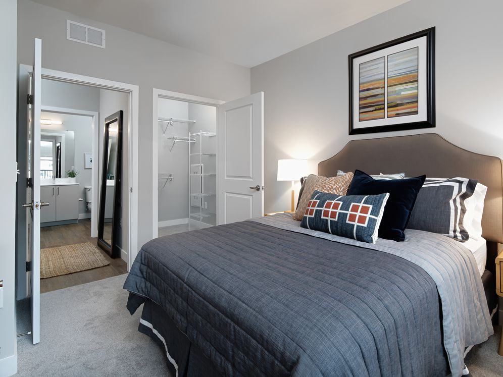 Avalon Norwood - Photo 4 of 31