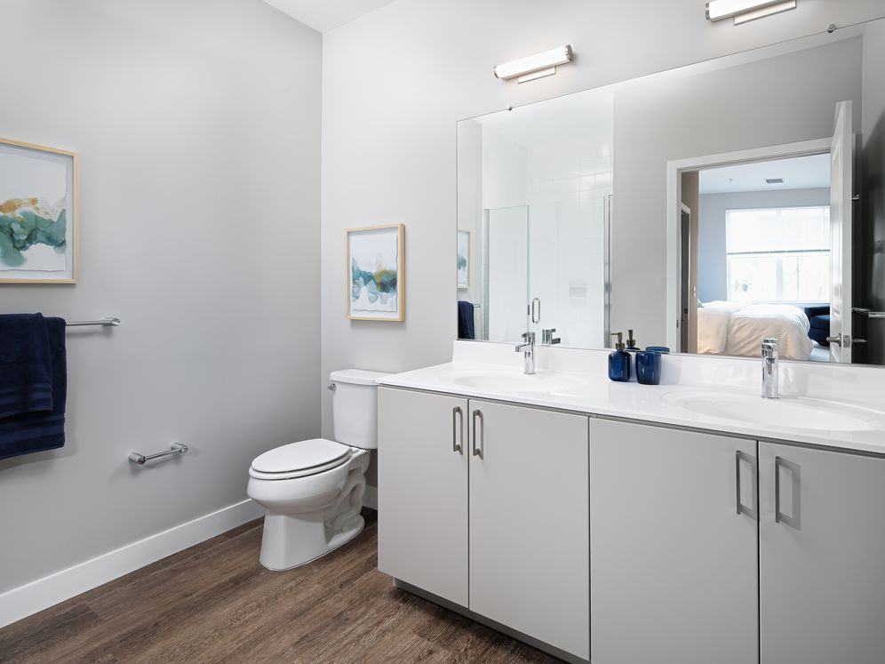 Avalon Norwood - Photo 5 of 31