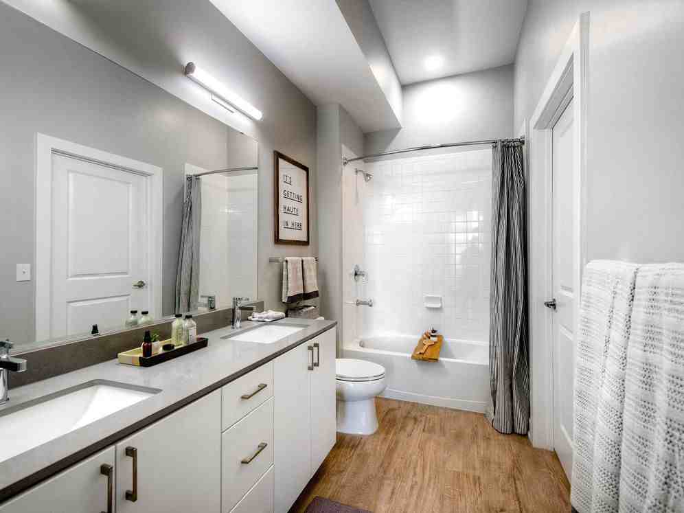 Avalon Woburn - Photo 3 of 46