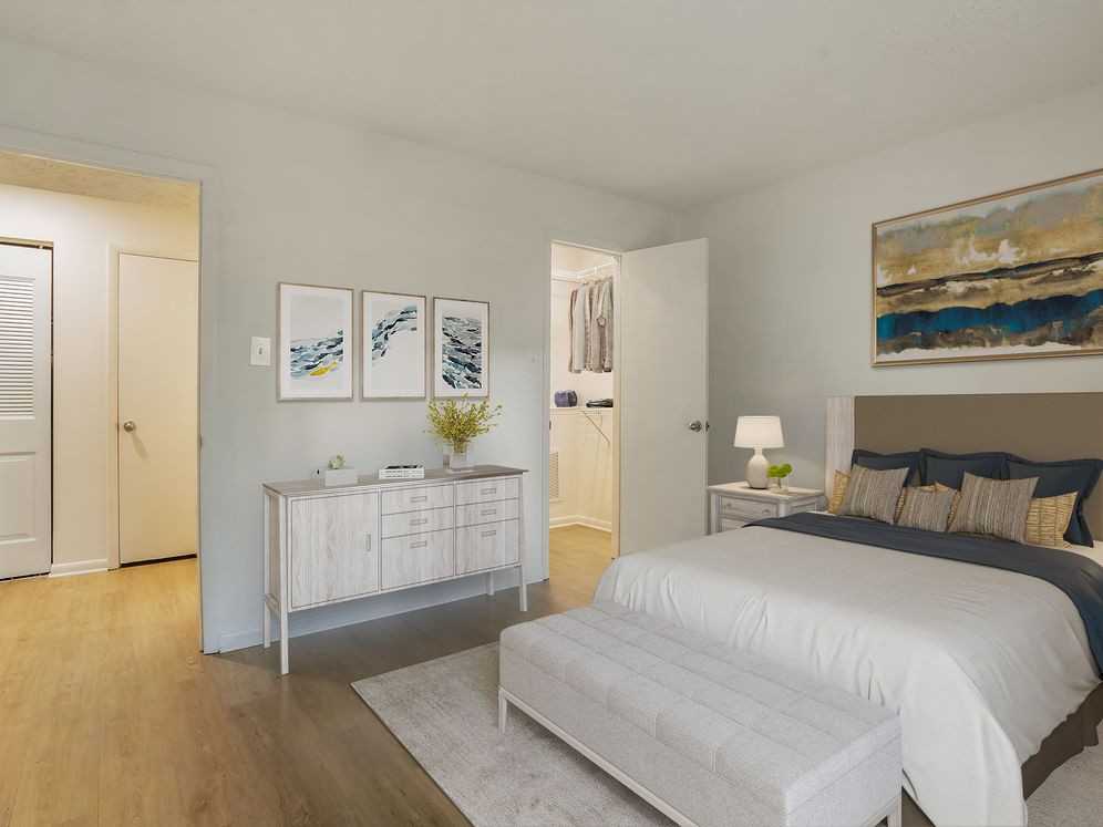 eaves Columbia Town Center - Photo 2 of 25