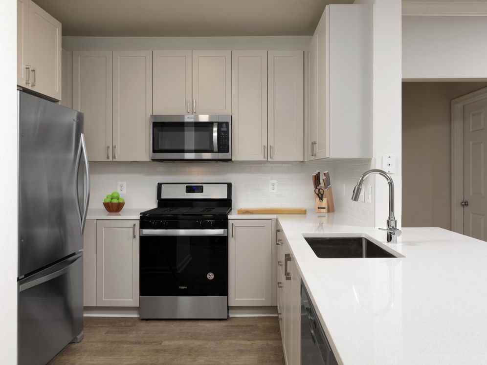 Avalon at Grosvenor Station - Photo 2 of 34