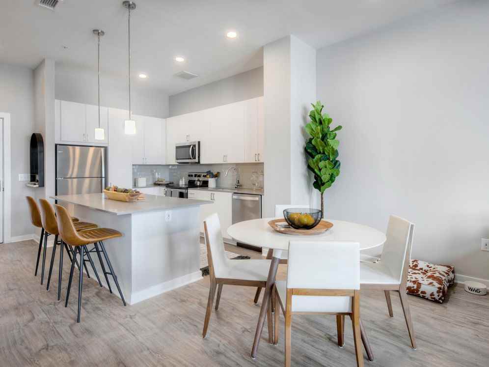 Avalon Towson - Photo 3 of 46