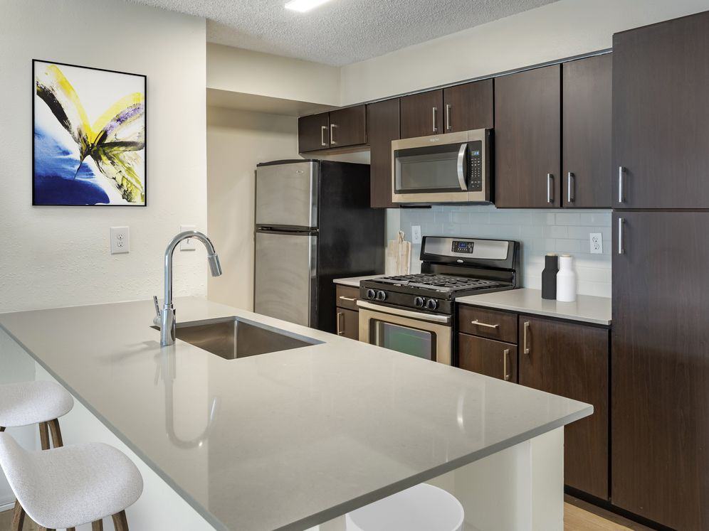 Avalon Cove - Photo 6 of 50