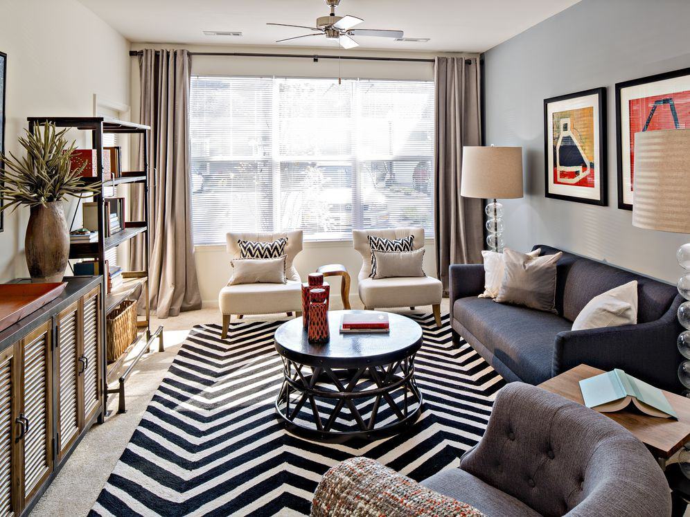 Avalon Bloomingdale - Photo 2 of 20