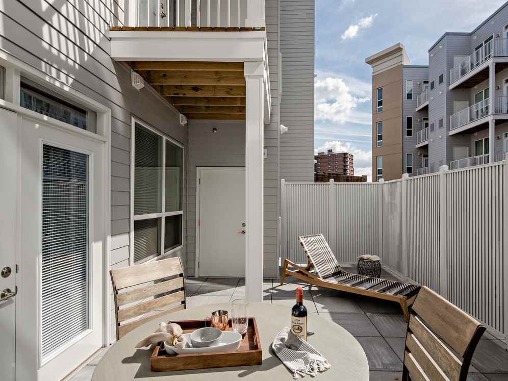 Avalon Bloomfield Station - Photo 3 of 32