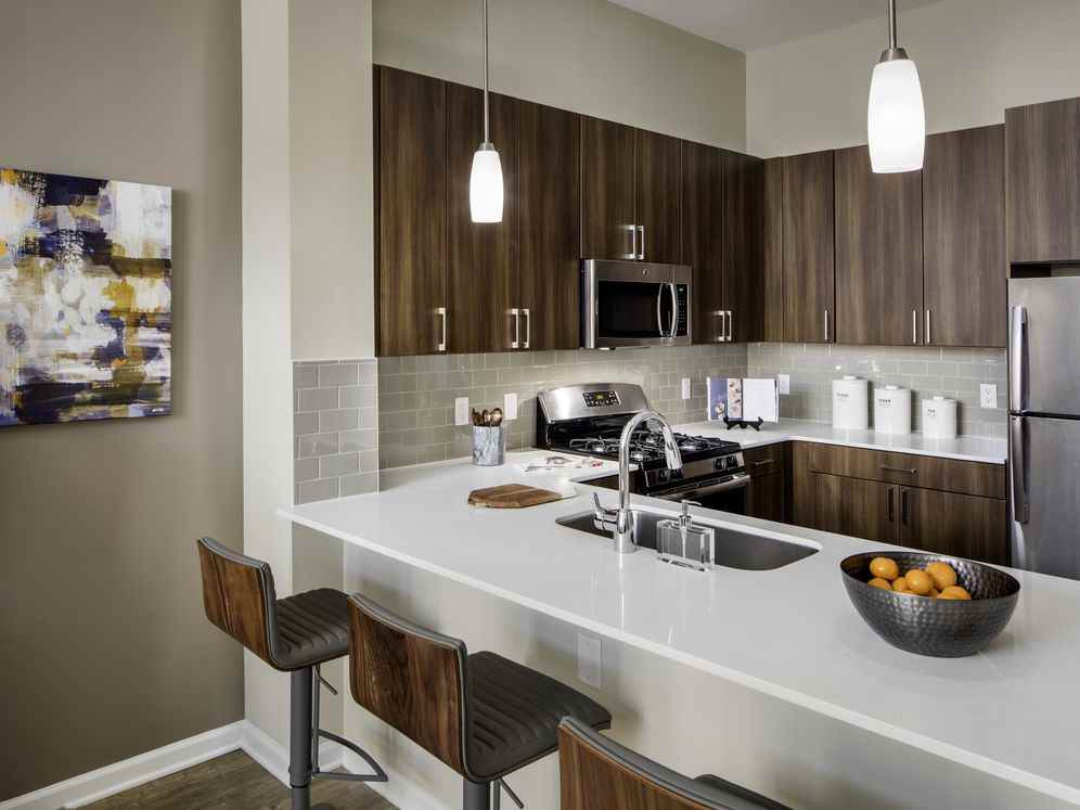 Avalon Maplewood - Photo 2 of 31