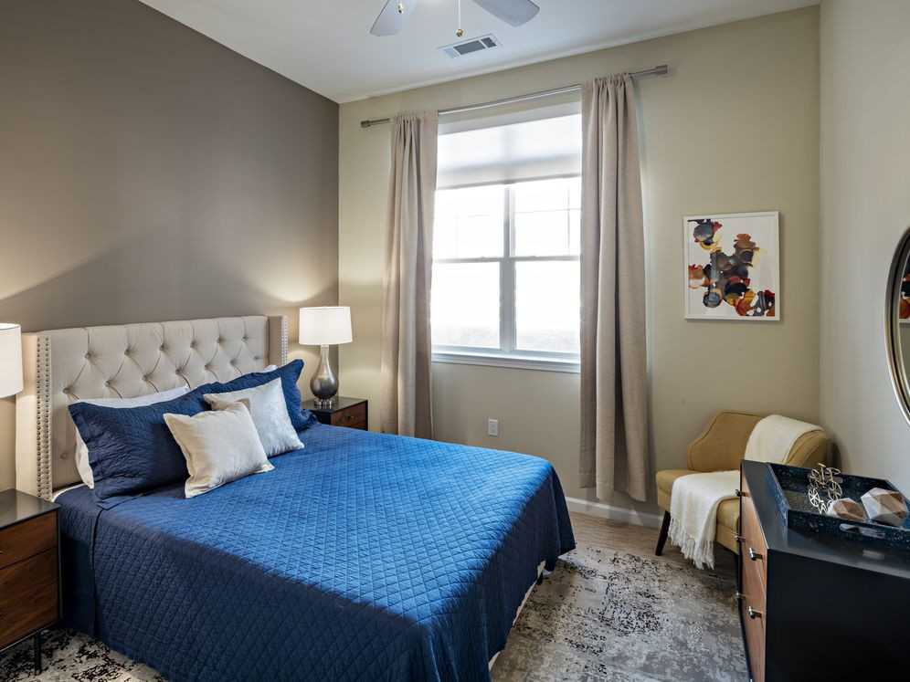 Avalon Maplewood - Photo 5 of 31