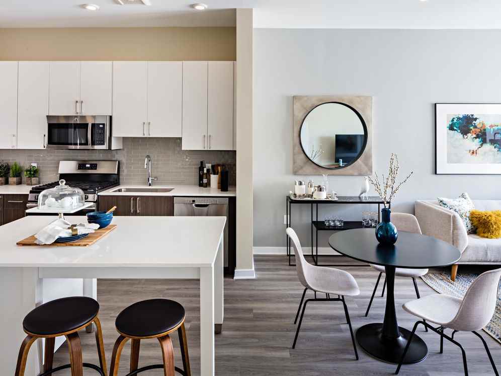 Avalon at Edgewater - Photo 2 of 41