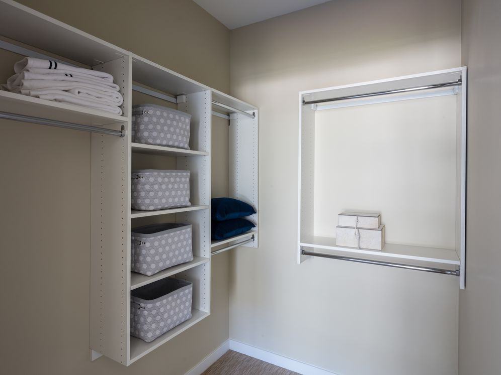 Avalon at Edgewater - Photo 6 of 41