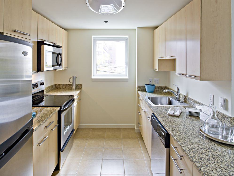 Avalon White Plains - Photo 3 of 38