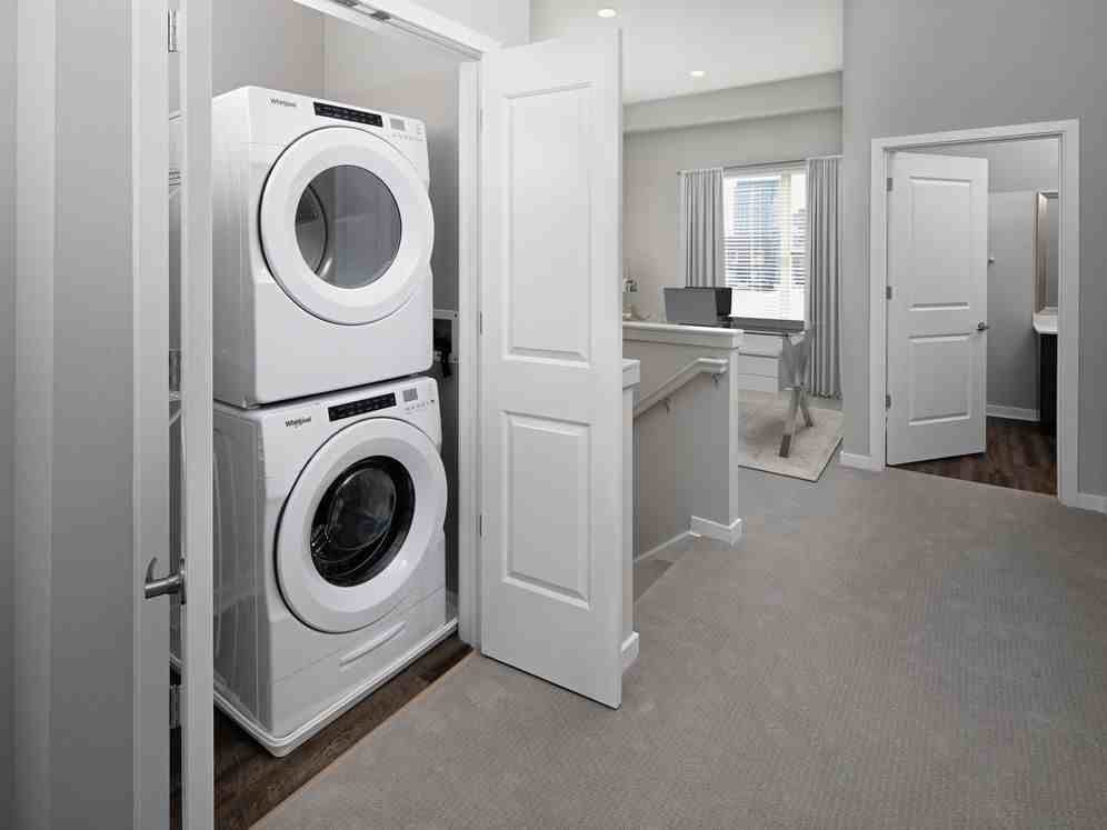 Avalon Yonkers - Photo 4 of 45