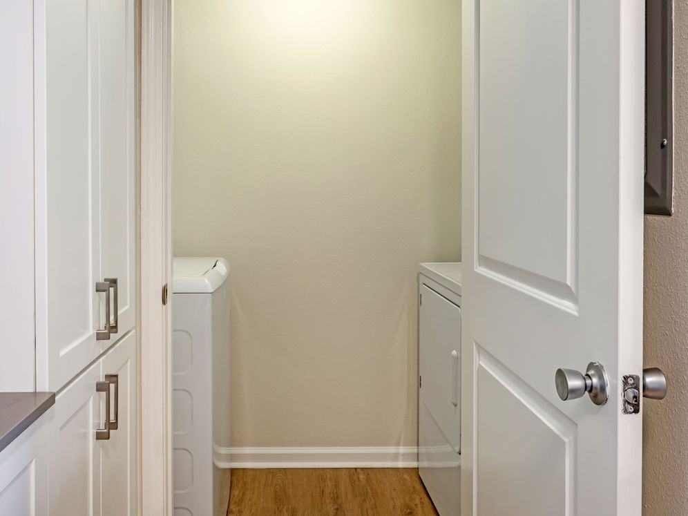 Avalon Westbury - Photo 3 of 41