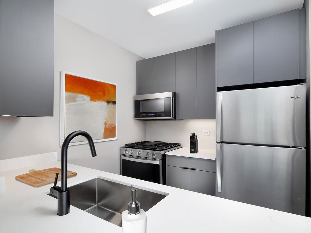 Avalon Midtown West - Photo 2 of 40