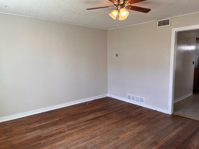 19 Springfield Dr N #A - Photo 2 of 5