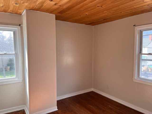 19 Springfield Dr N #A - Photo 3 of 5