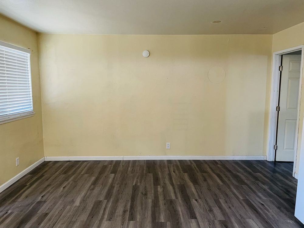 5626 53rd St - Photo 2 of 5
