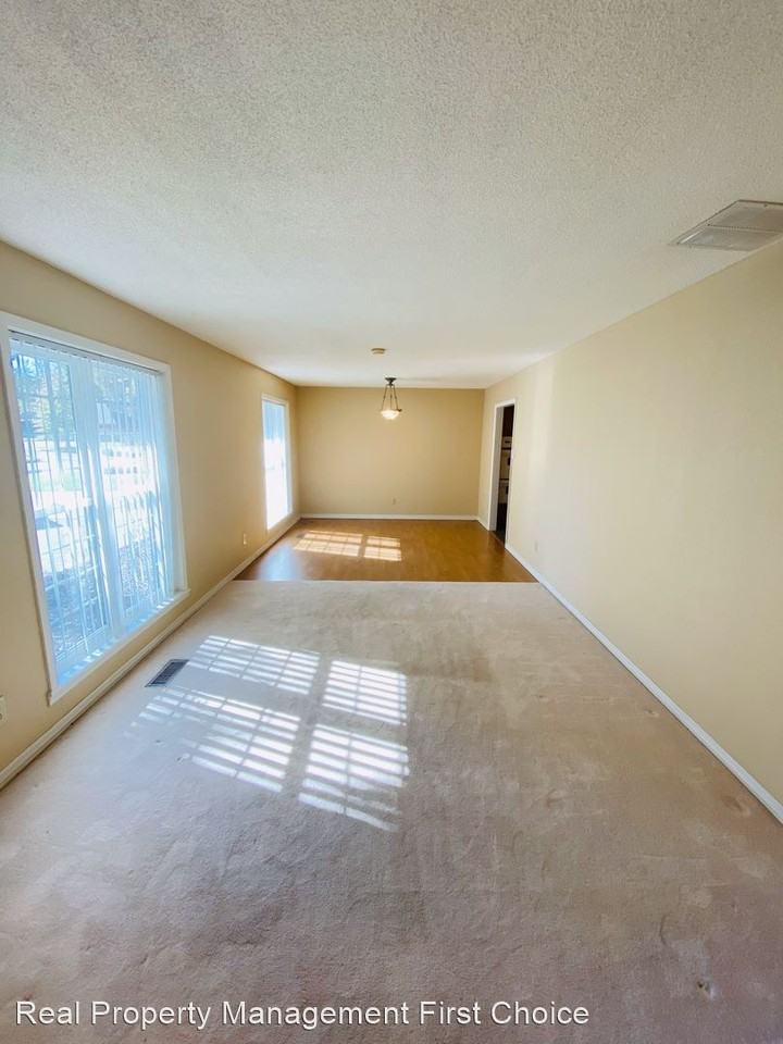 10509 Meandering Way - Photo 3 of 26