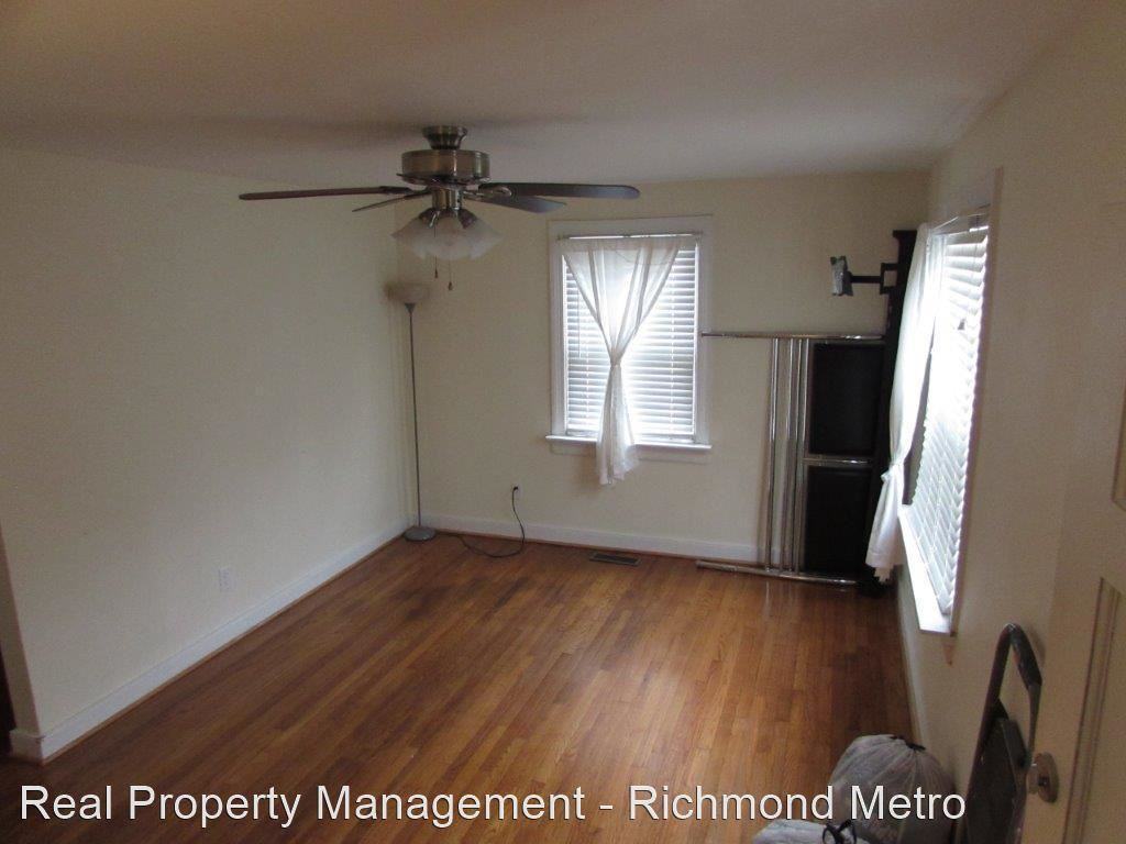 611 E Gladstone Ave - Photo 3 of 15