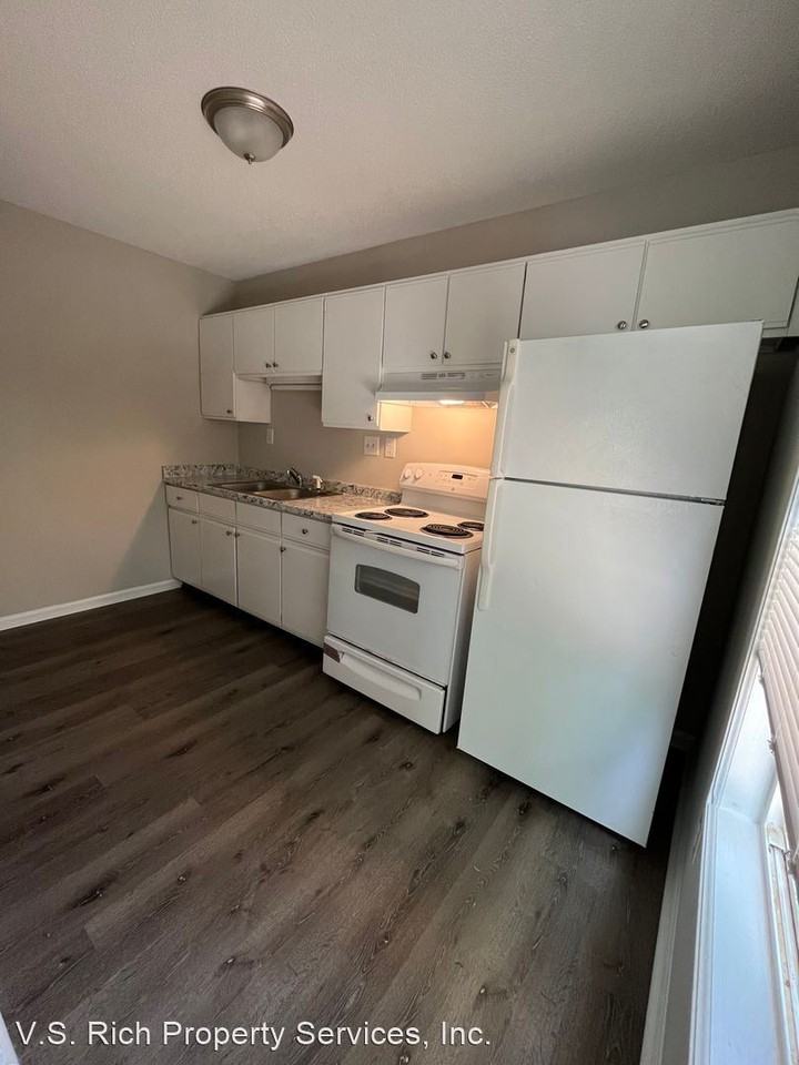 2120 Peppertree - Photo 3 of 6