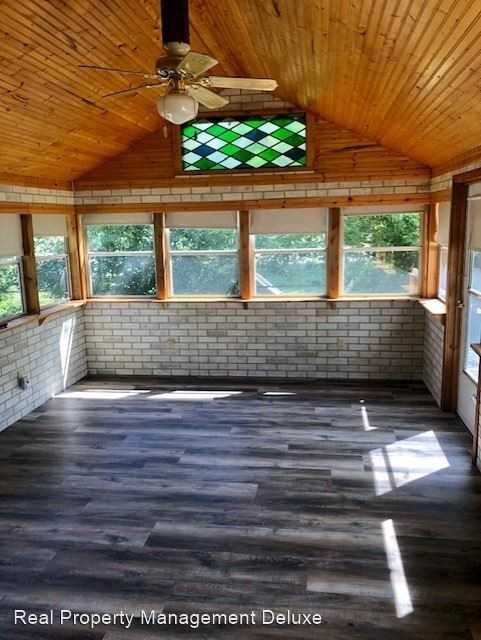 220 2nd St Ne - Photo 3 of 16