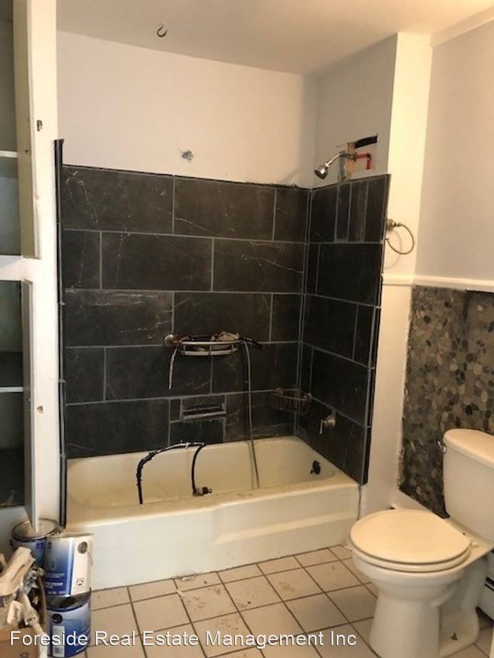 1294 US Route One - Photo 2 of 11