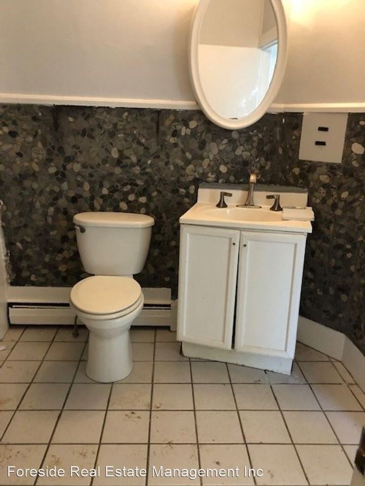 1294 US Route One - Photo 3 of 11