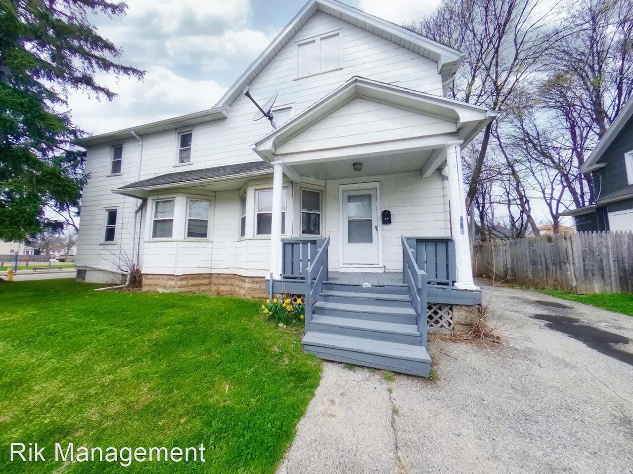 564 Thurston Apartments in 19th Ward, Rochester, NY 14619 Zumper