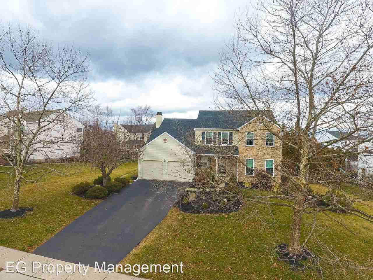 121 Drake Ln - Photo 2 of 26