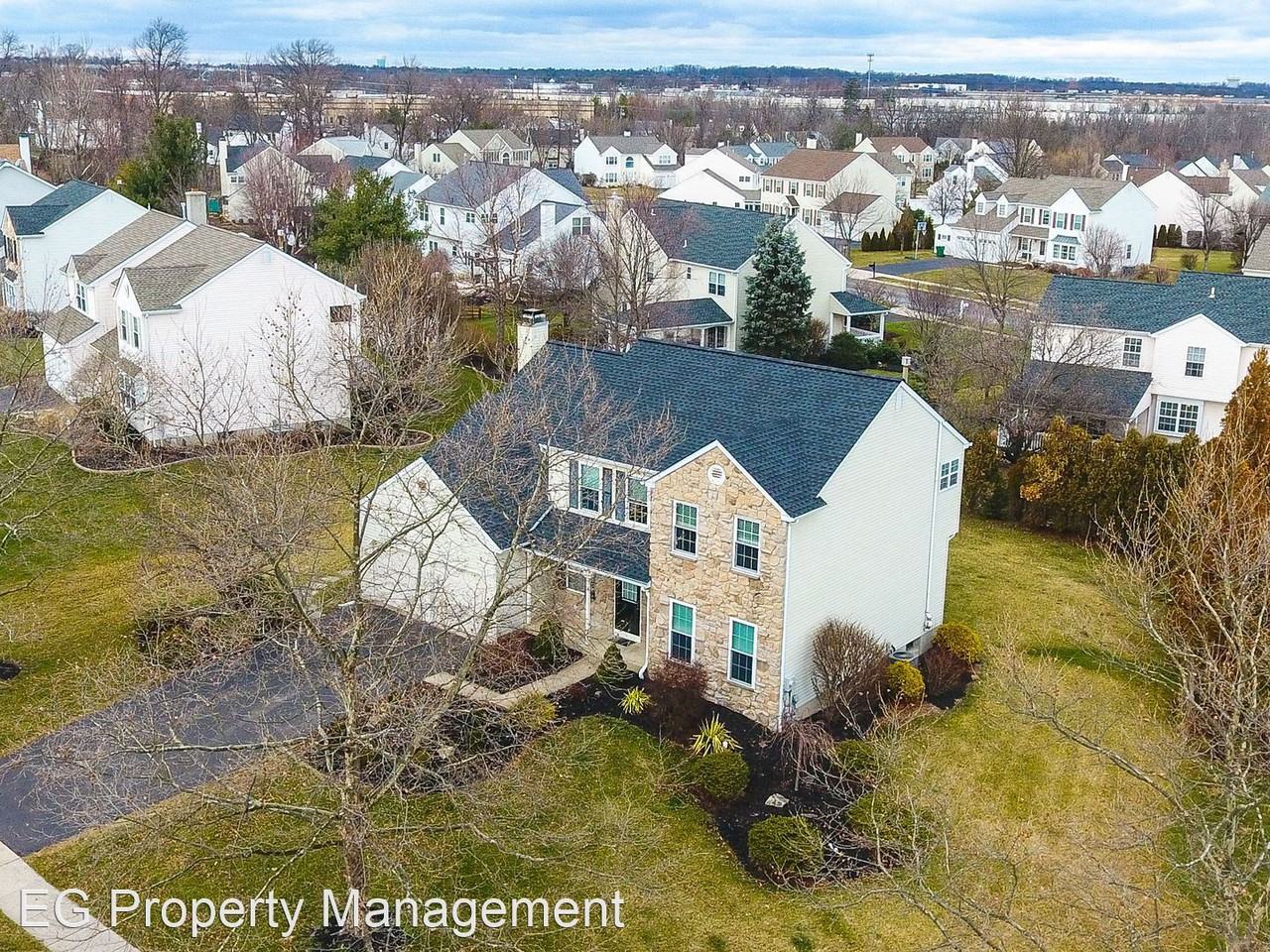 121 Drake Ln - Photo 3 of 26