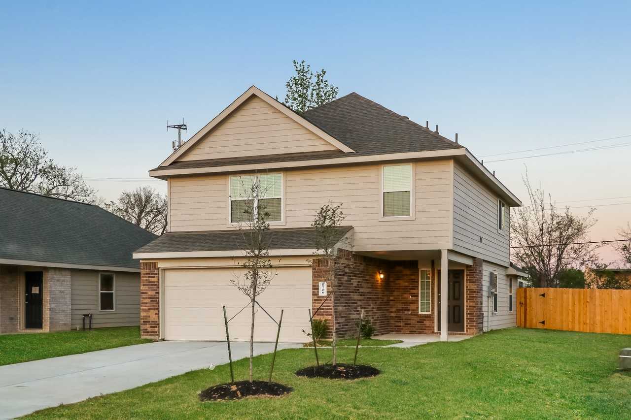 8706 Lar Ree Oaks Cir - Photo 2 of 13