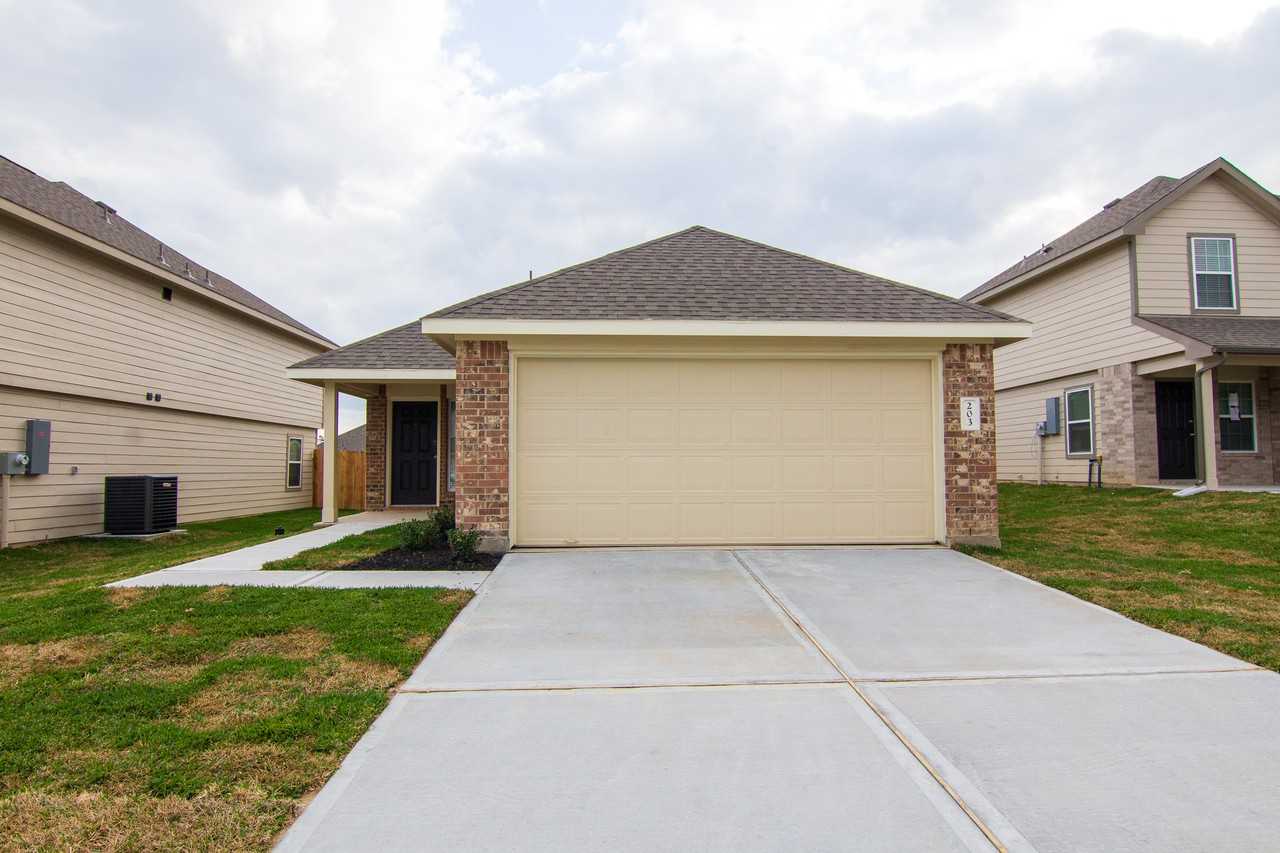 203 Blue Crane St - Photo 2 of 14