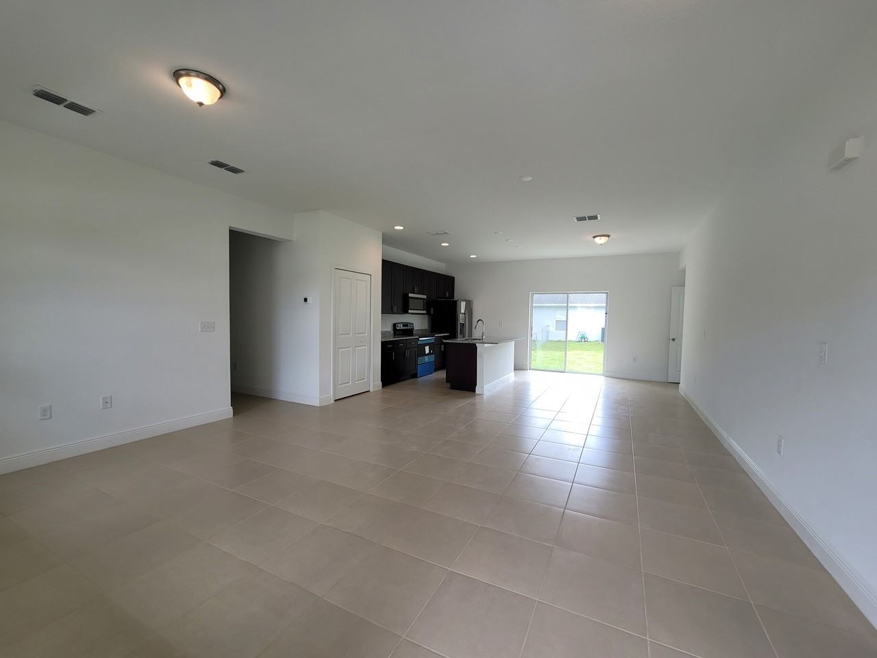 516 Magpie Ln - Photo 2 of 16