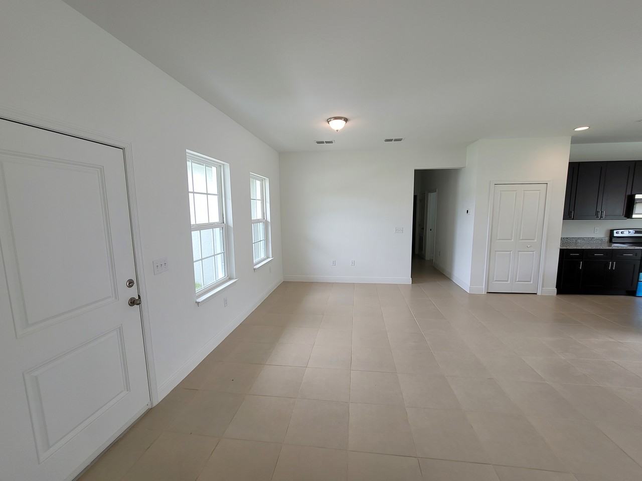 516 Magpie Ln - Photo 4 of 16