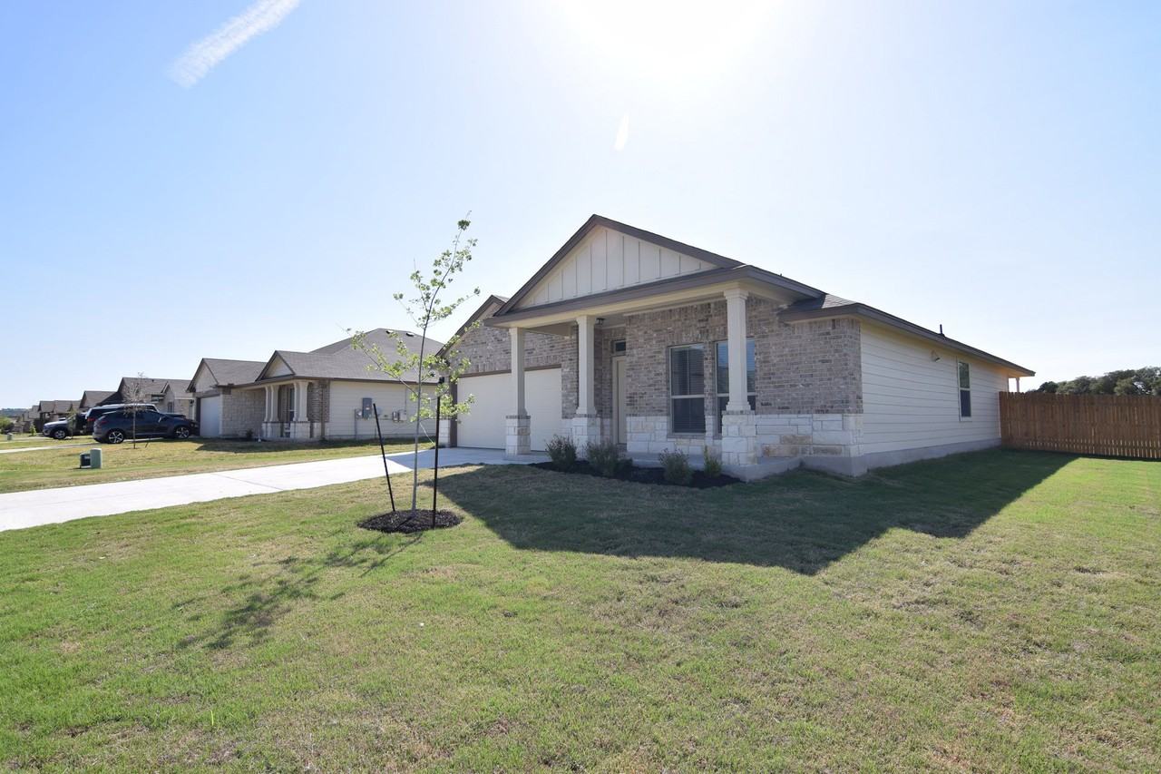 2038 Bee Creek Loop - Photo 2 of 22