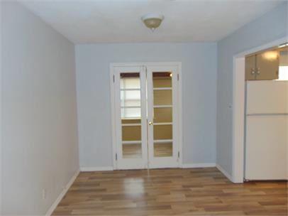 92 Colon Ave #14387323 - Photo 2 of 14