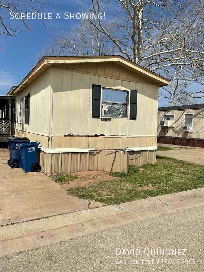 2853 Mark Cir - Photo 2 of 7