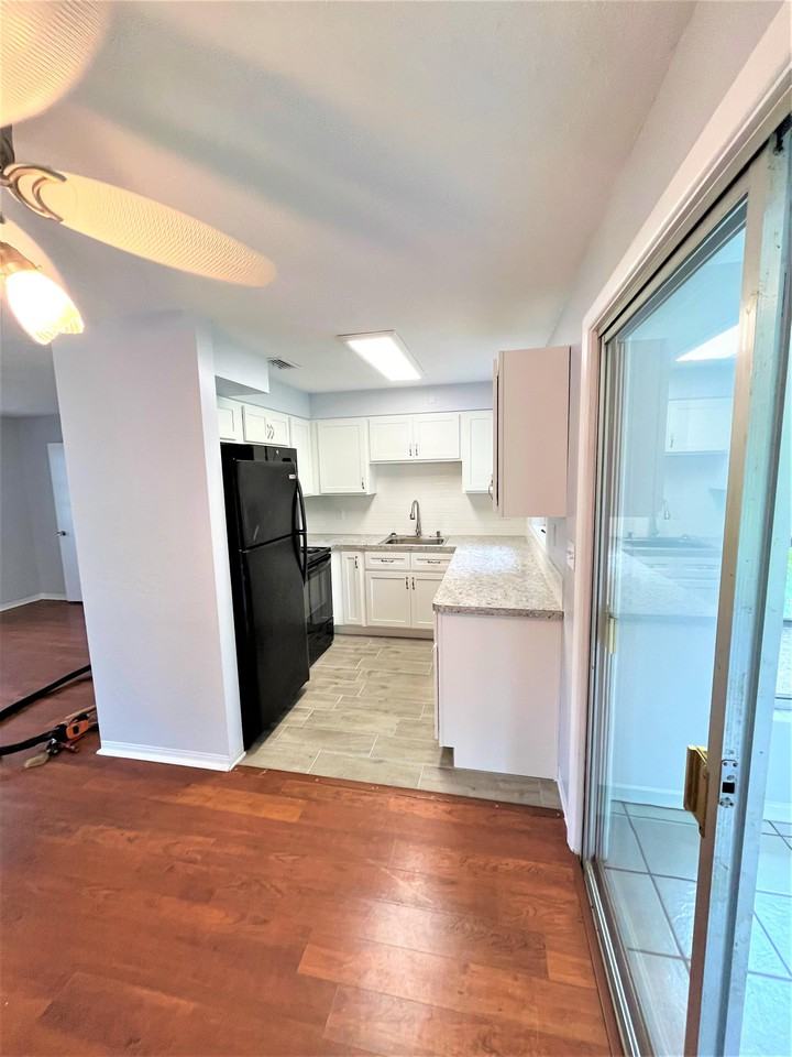 305 Trudgeon Dr #1 - Photo 2 of 19