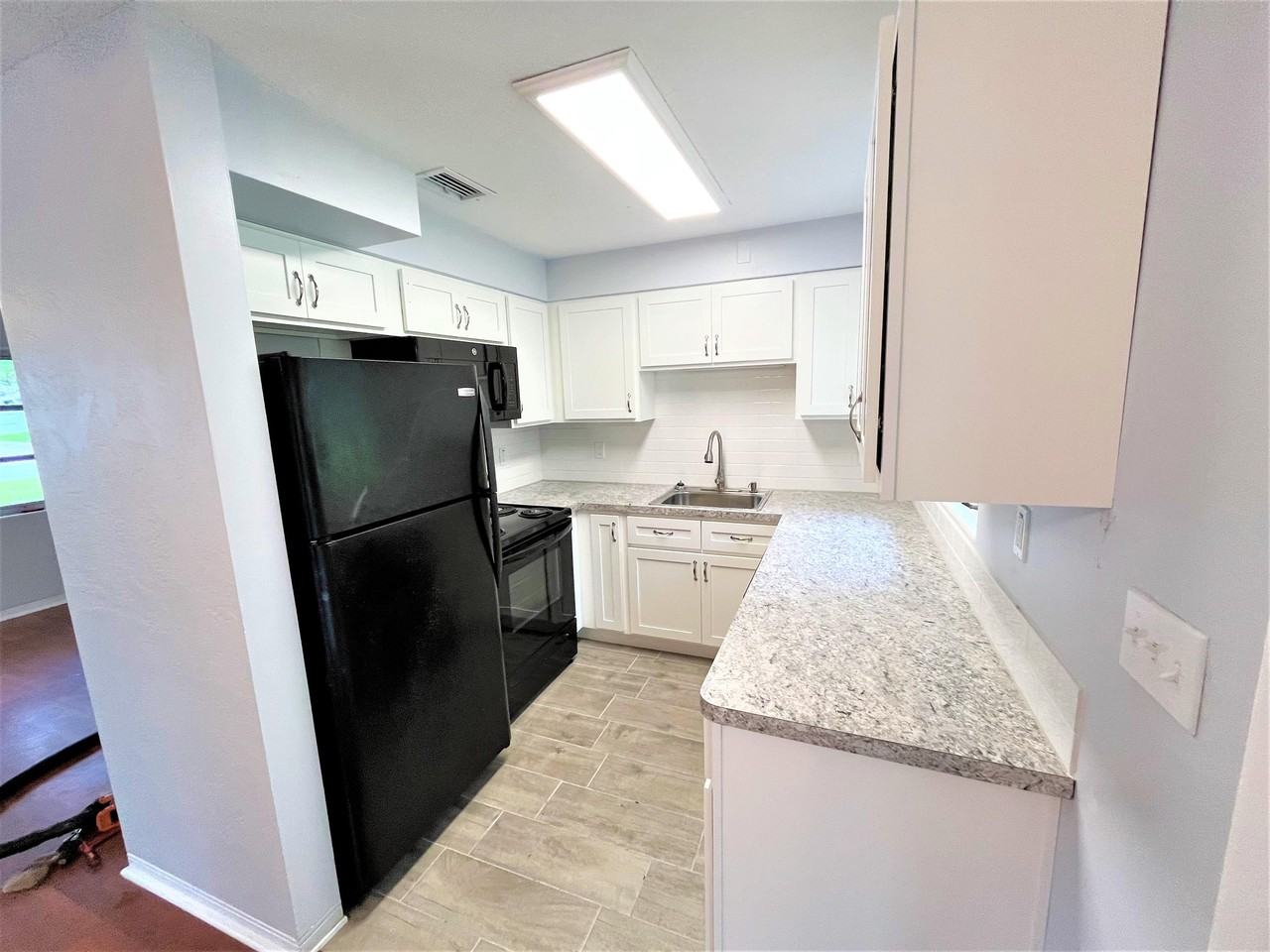 305 Trudgeon Dr #1 - Photo 3 of 19