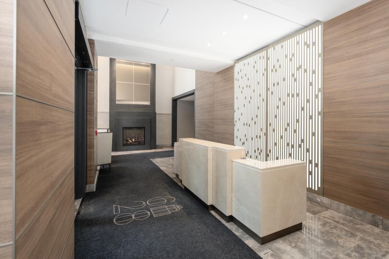 628 Rue Saint-Jacques #2104 - Photo 2 of 25