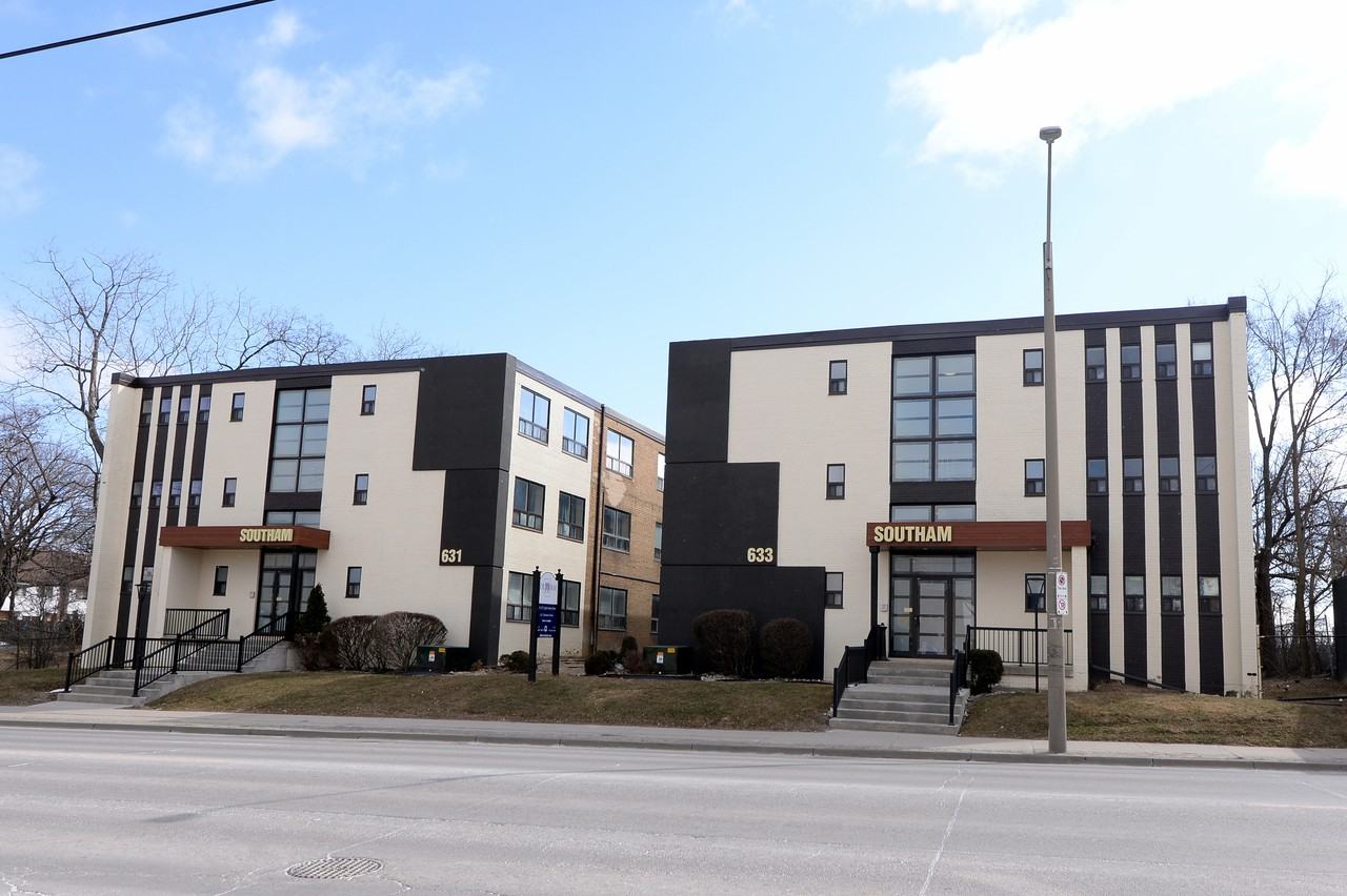 Southam Apartments 633 & 633 Upper James St., Hamilton, ON L9C 2Y9