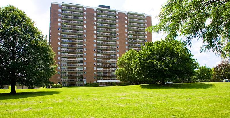 6040 Bathurst Street/5 Fisherville Rd - Photo 2 of 26