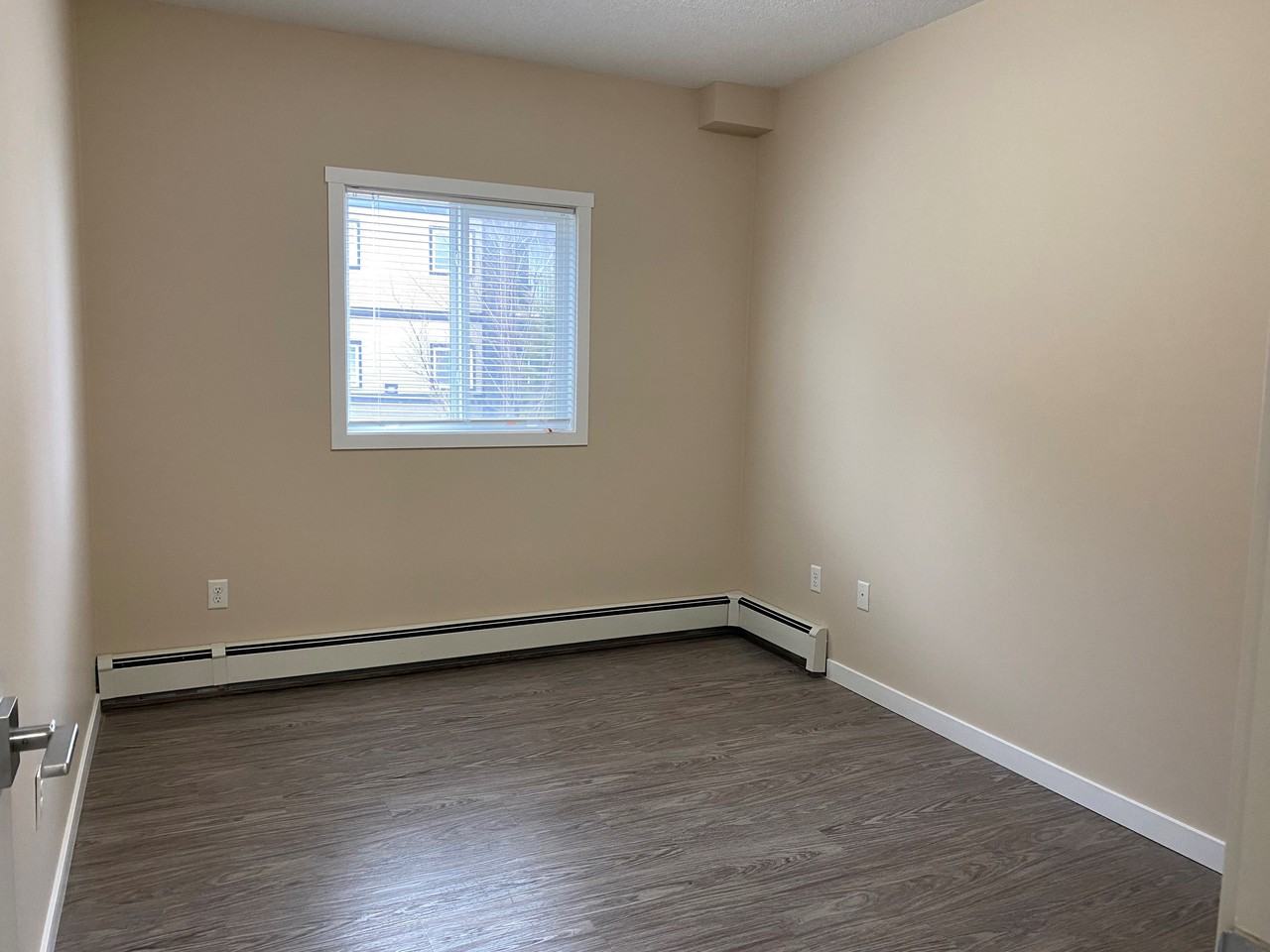 Tamarack Manor - Photo 6 of 50