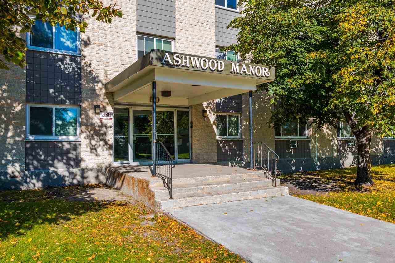 Ashwood Manor - Photo 2 of 8