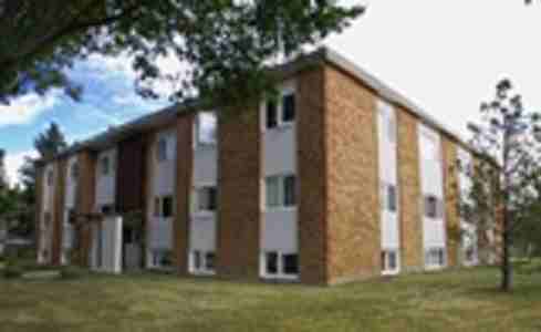 Lendrum Apartments - Photo 2 of 8
