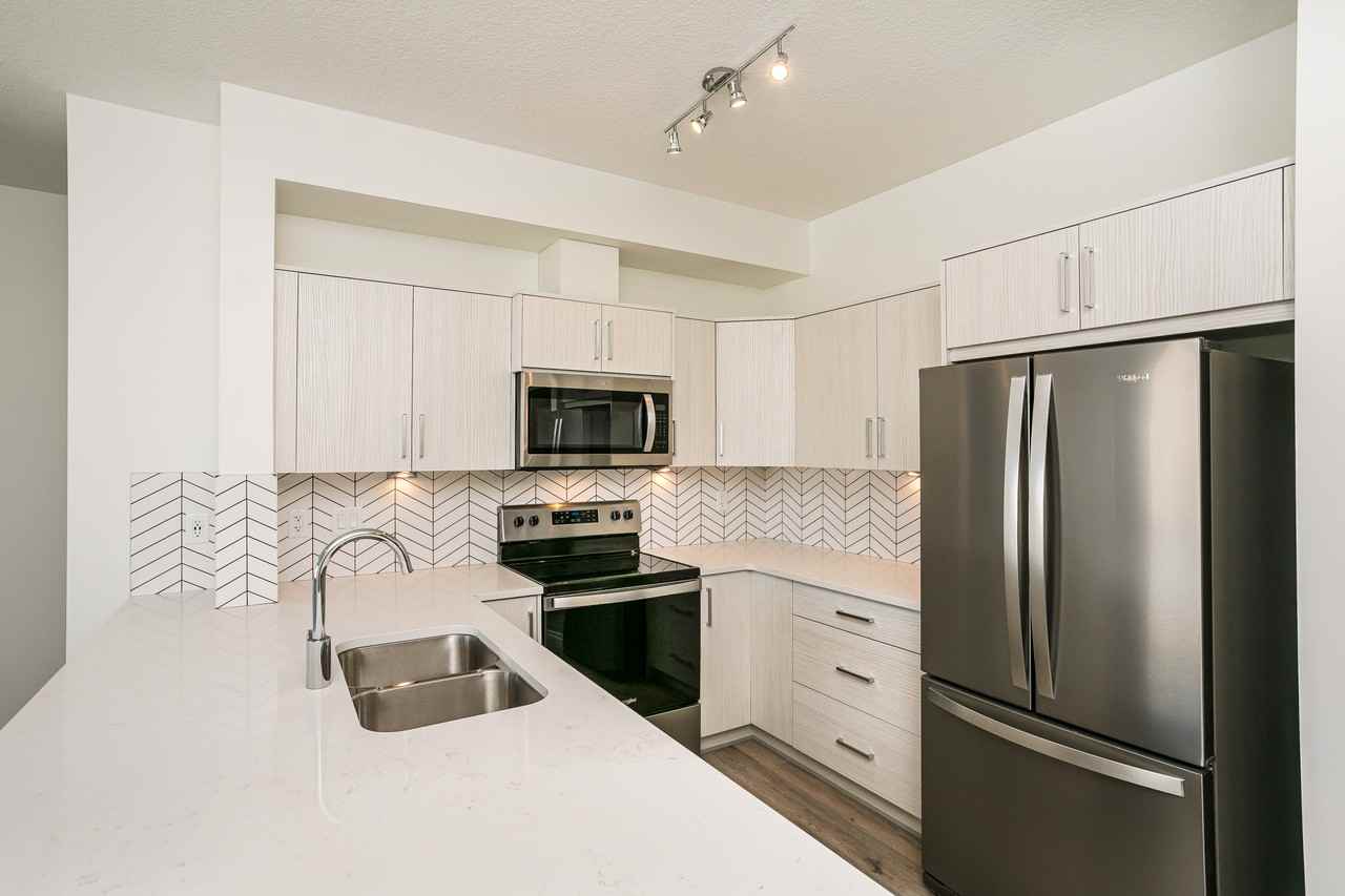 Solis at Giroux Apartments 10 Vandelor Rd, St. Albert, AB T8N 7Y1